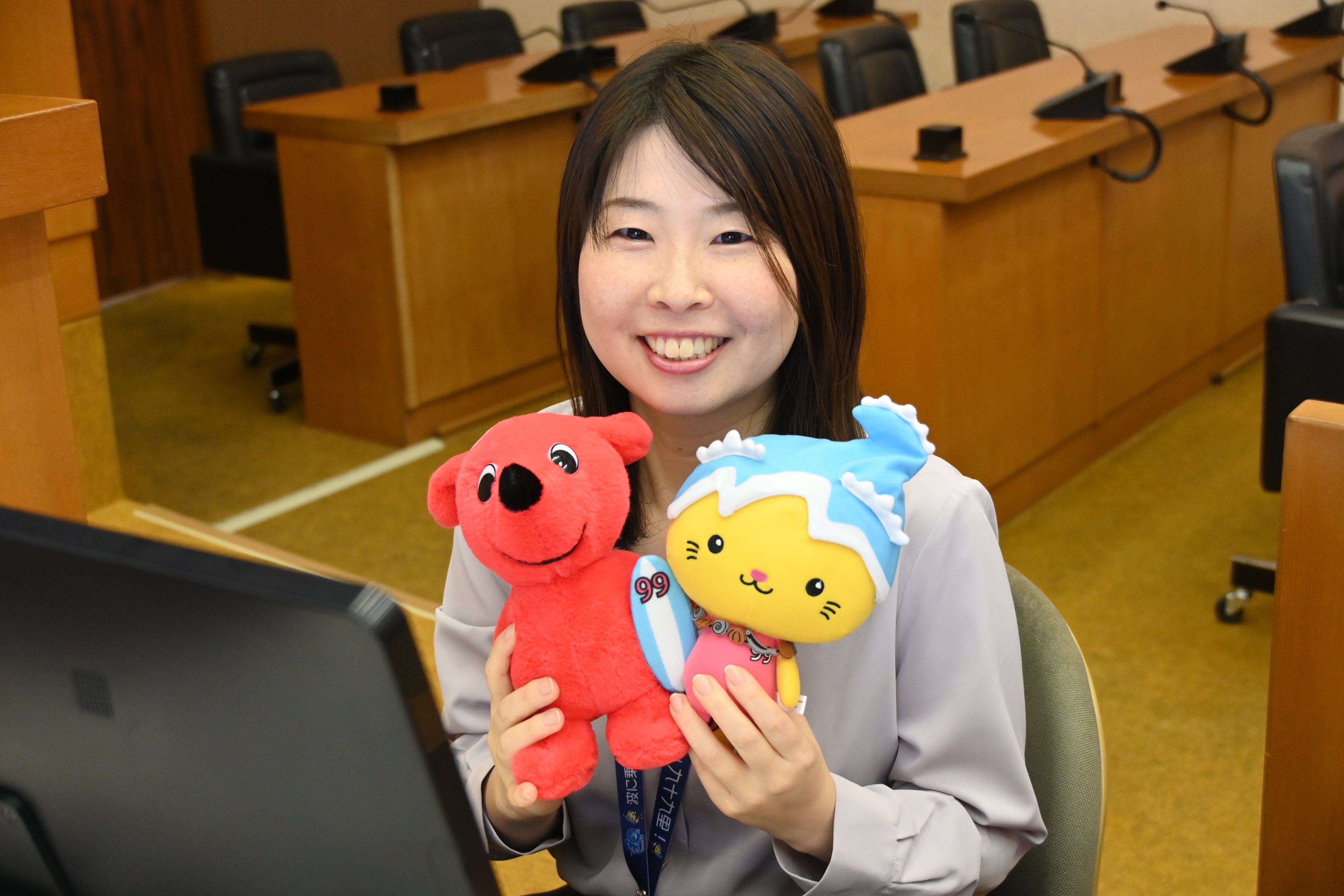 議会事務局職員の写真